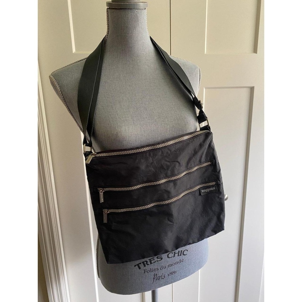 Baggallini Black Crossbody Bag Dark Grey Multiple Zippers Nylon s16